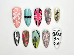 2000s Pop Style Press On Nails