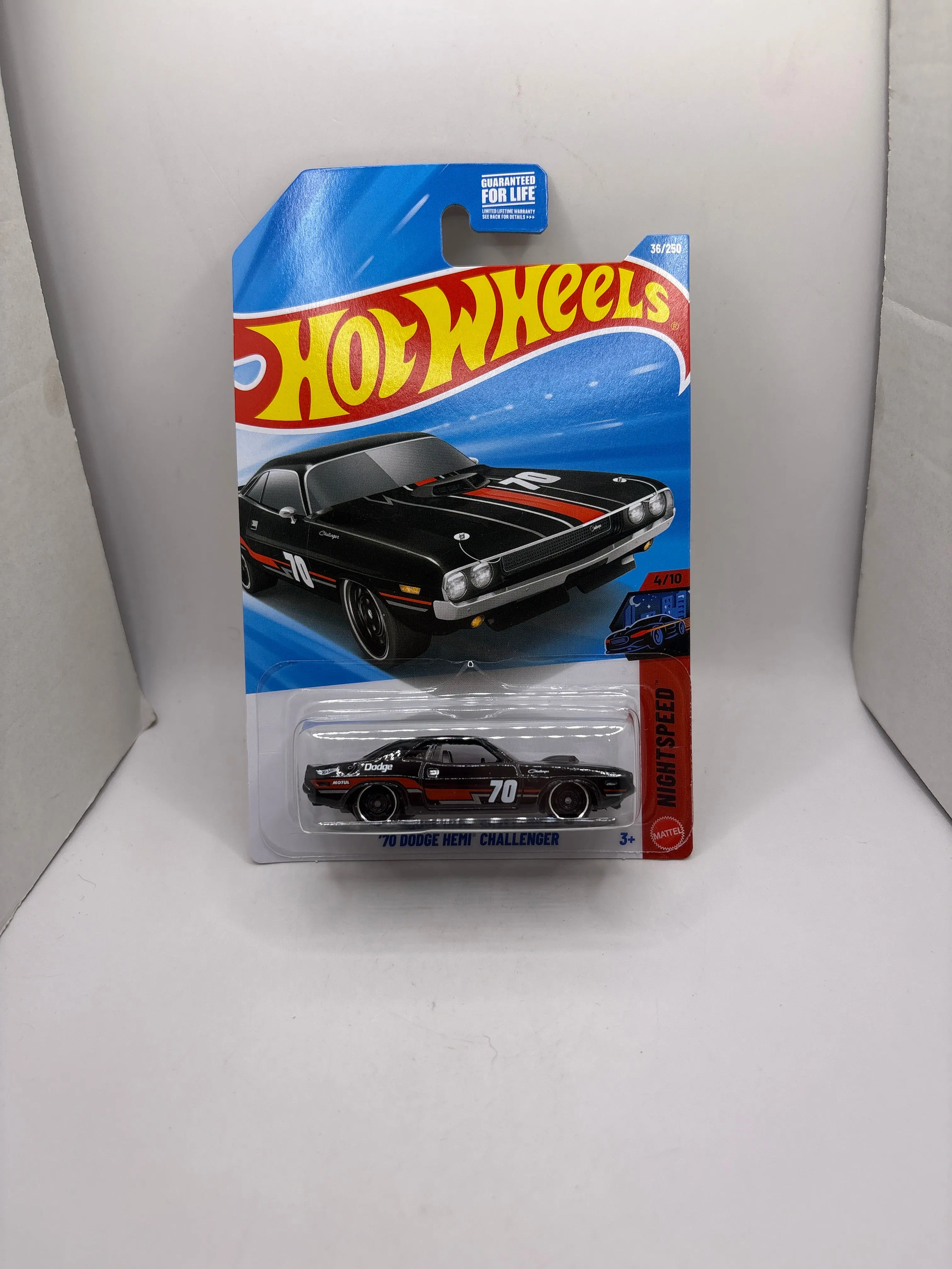 Hot Wheels 70 Dodge HEMI Challenger Diecast black