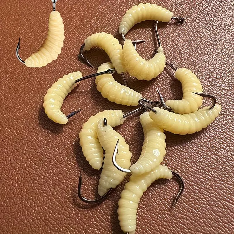 Rubber Maggots Fishing Lures, Artificial Fishing Lure, Bulk Fish Attractants for Trout Bass Pike Blue Gills, Freshwater Fishing Bait Set with Hooks and Worms, Fishing Gear