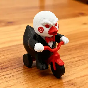 A tricycle duck decoration, home desktop decoration, office shelf decoration, car center console trinkets, holiday gifts, interior decoration supplies, birthday gifts, Collectible figurine, handicraft knickkna