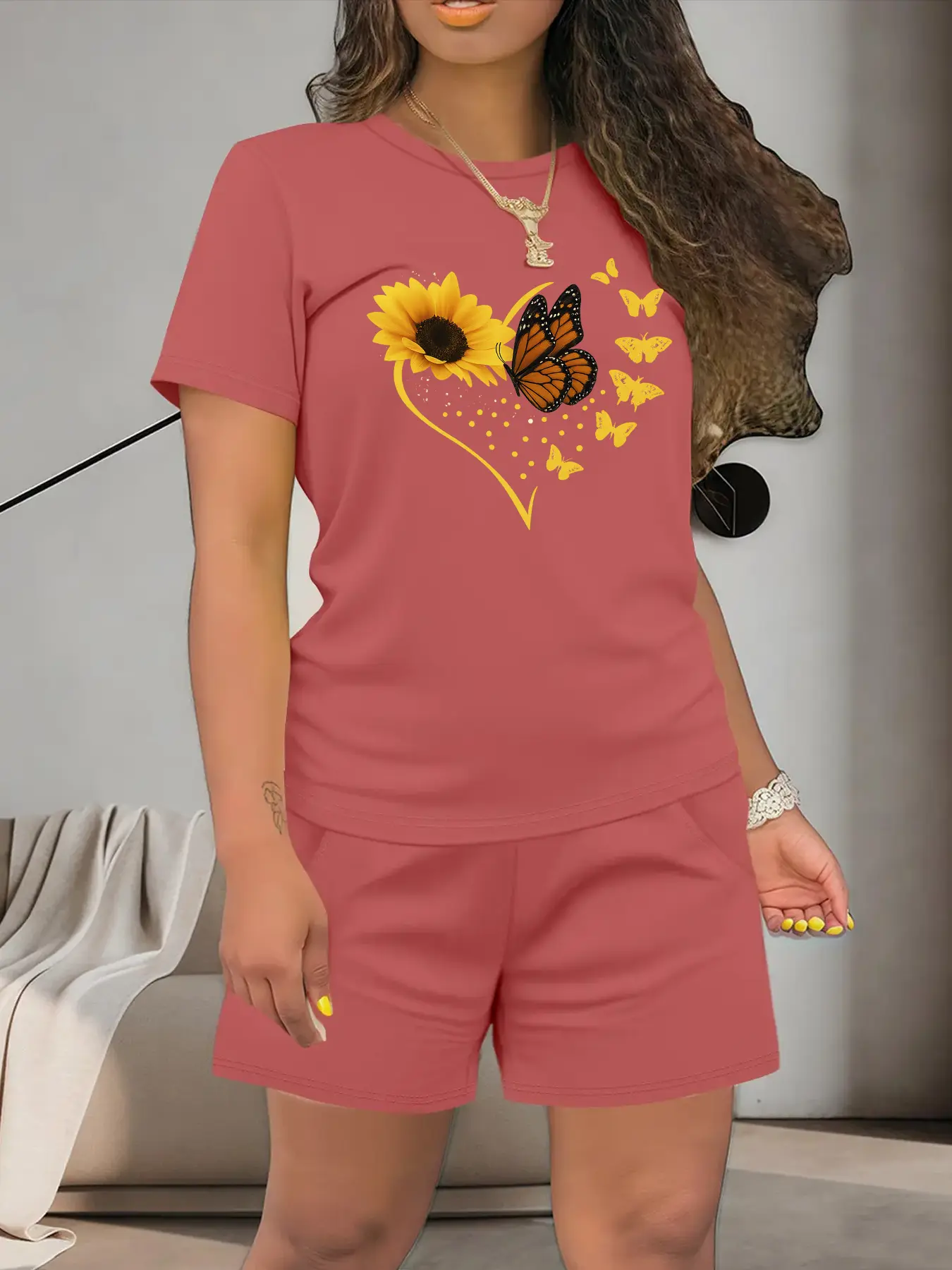 Women's Summer Casual Heart Floral Butterfly Print Round Neck Short Sleeve Top & Shorts Set, Womenswear, Fitted Thin Lightweight Fabric Clothing, Casual Lounge Set