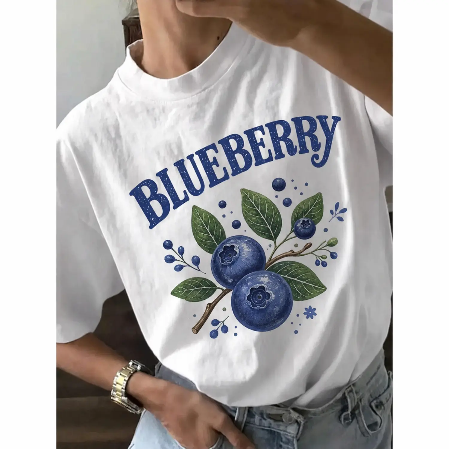 Women's Spring Summer Style White Blueberry Graphic T-Shirt, Round Neck Short Sleeve Casual Top