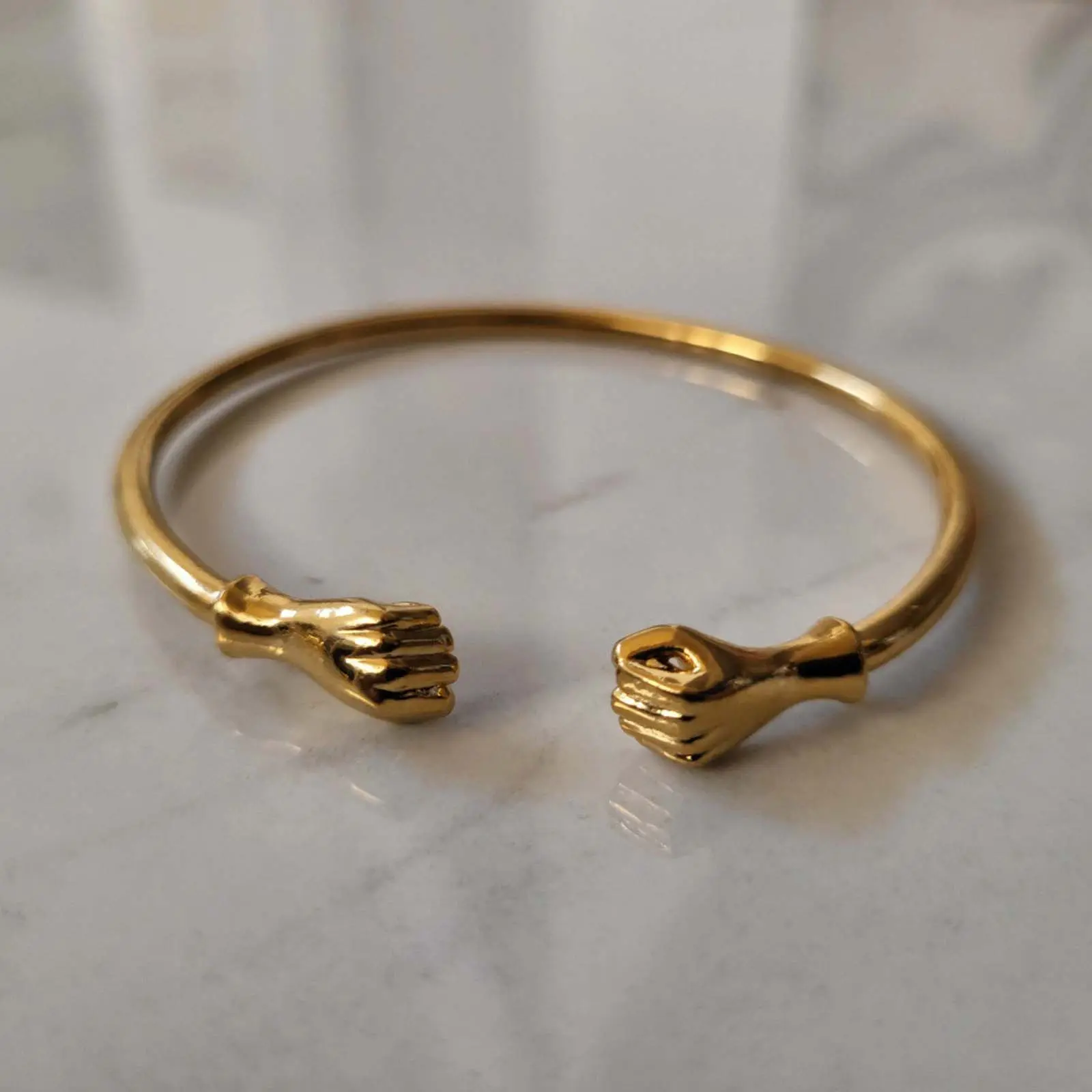Women's Modern Geometric Open Cuff Bracelet - Golden Tone Alloy Statement Jewelry with Premium Craftsmanship, Lightweight Adjustable Fist-Inspired Bold Symbolism for Casual Daily Wear, Unisex Golden Tone Bracelet Accessory