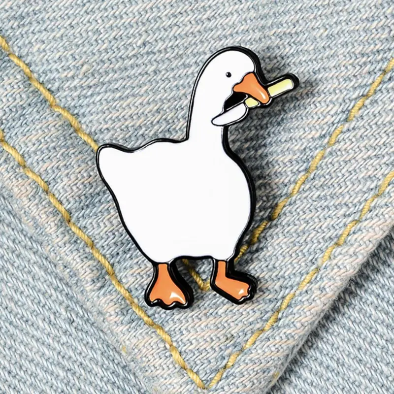 Cute Puffy Cartoon Goose Design Lapel Brooch, Summer Fashion Alloy Animal Decor Pins Jewelry for Daily Holiday Gift, Enamel Pin, Brooch Pin, Clothes Accessories for Men & Women, Jewelry, Clip