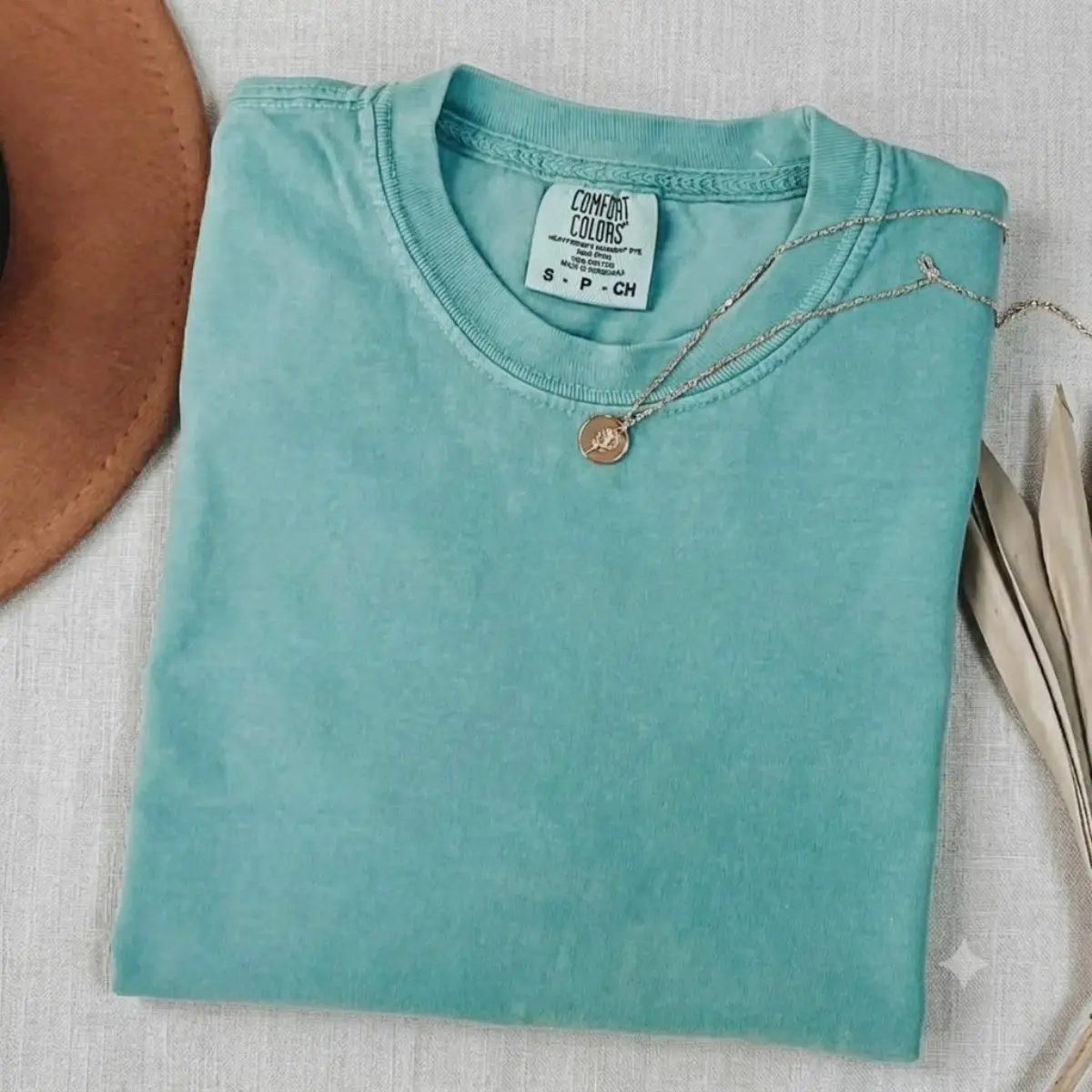 Blank Comfort Colors 1717 Shirt – Premium Chalky Mint Heavyweight Tee, Vintage Pastel Green Minimalist Basic Top, Unisex Garment-Dyed Oversized Casual Tshirt