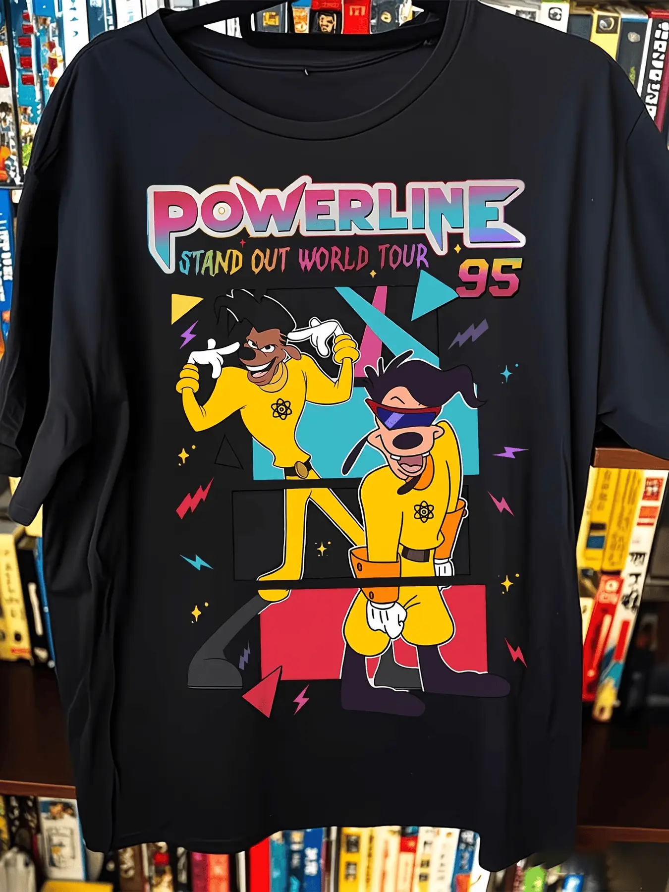 Men's Powerline '95 Tour Graphic T-Shirt, Casual Streetwear Top with a Retro Cartoon Style, Short Sleeve Stretch Cotton-Polyester Fabric