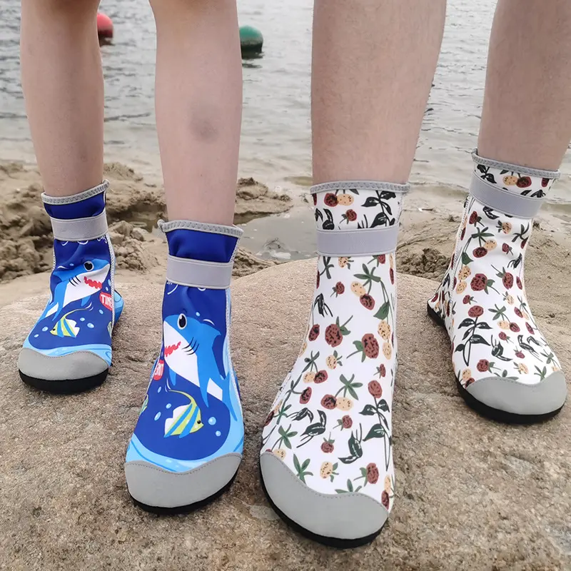 Summer beach socks children wading river swimming shoes soft sole baby anti-cut non-slip high-top long beach shoes men and women