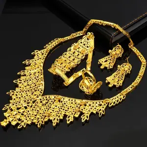 5PCS Indian Bollywood women's jewelry set 24K gold plated Dubai gold necklace Earrings bracelet Fashion wedding ball jewelry set