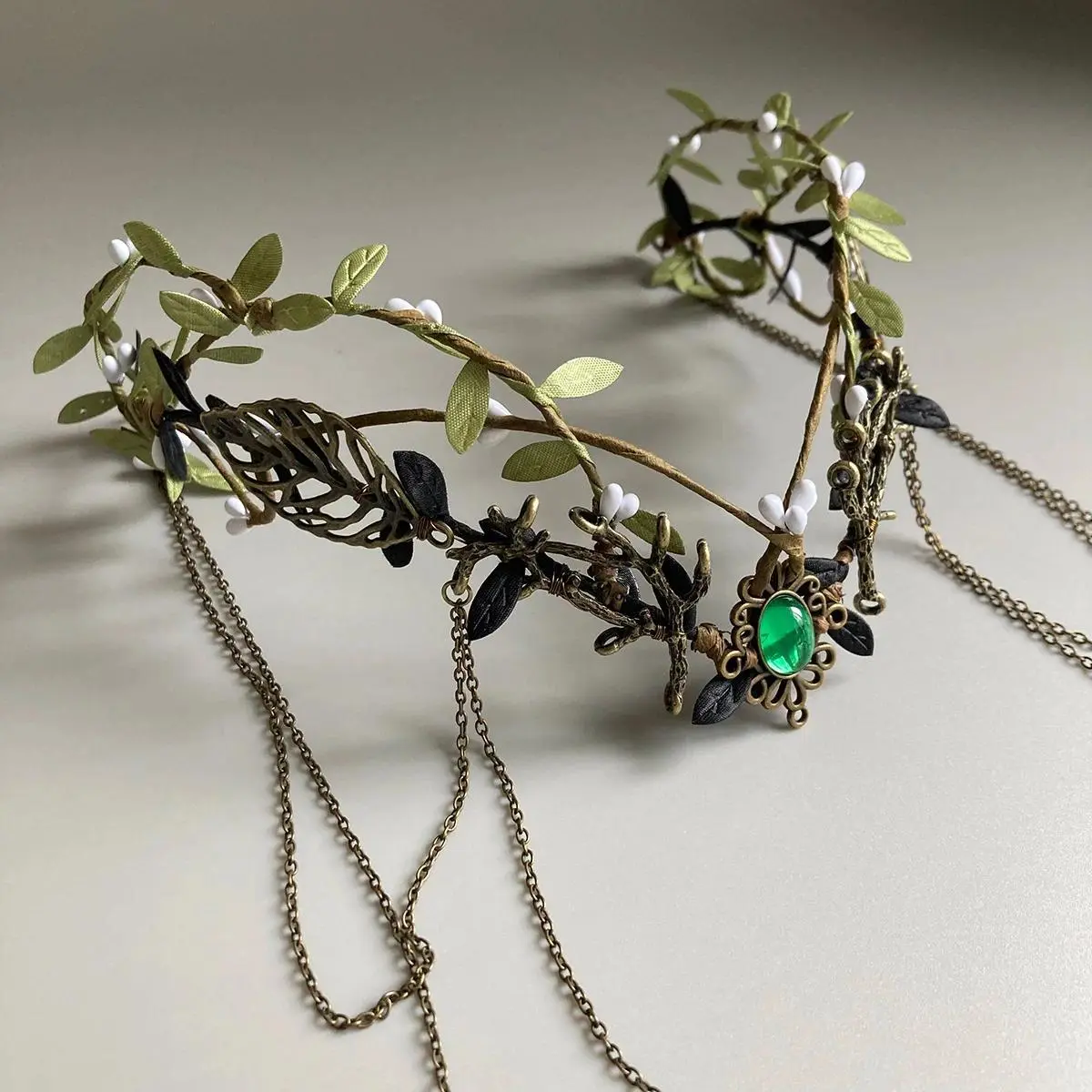 FAiry Antler Crown Woodland Elf Chain Tiara Witch Crown with Leaf Circle Bridal Elven Costume Headband Fantasy Wedding Headpiece