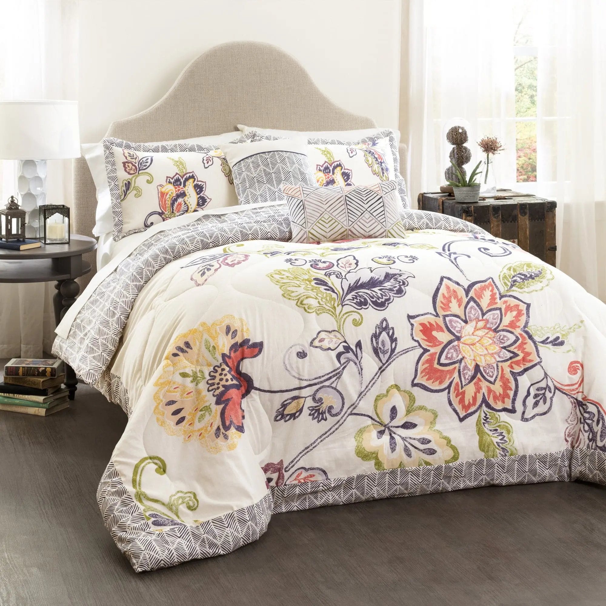 Lush Decor Aster 5-Piece Bedding Set, Queen Size Comforter with Floral Microfiber Design, Patterned Trim, Reversible Look & Assorted Colors, Comforter Queen Size, Assorted Color Bedding Sets Collections
