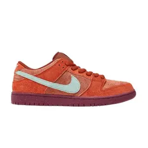 Dunk Low SB 'Mystic Red'