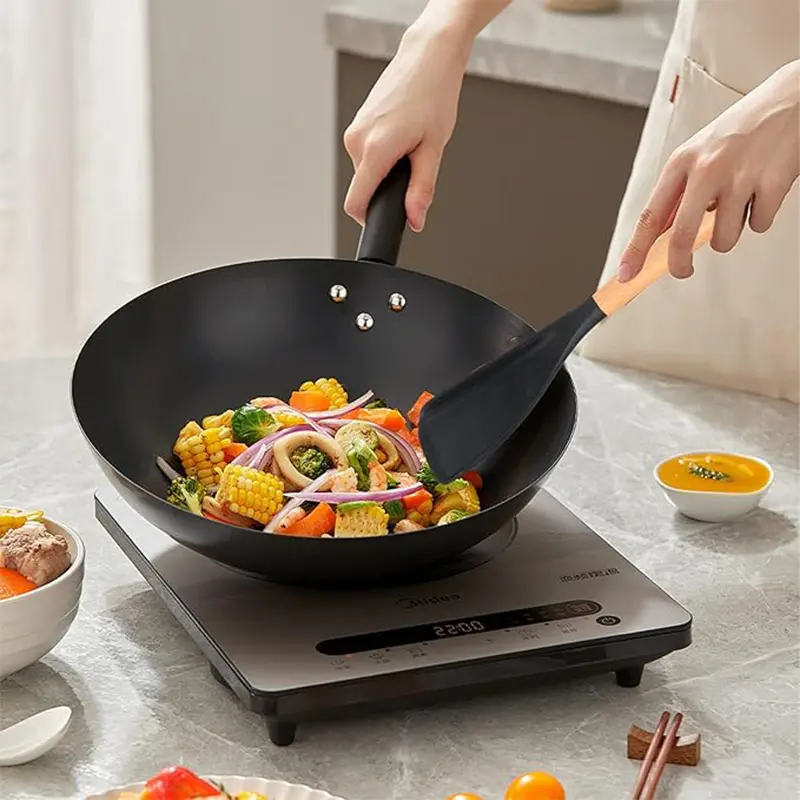 2-Piece Silicone Flat Spatula Set with Wooden Handle, Food-Safe Silicone Head, Flexible Tip, Non-Stick No-Scratch Cookware Design, Multi-Purpose Kitchen Tool for Cooking, Baking