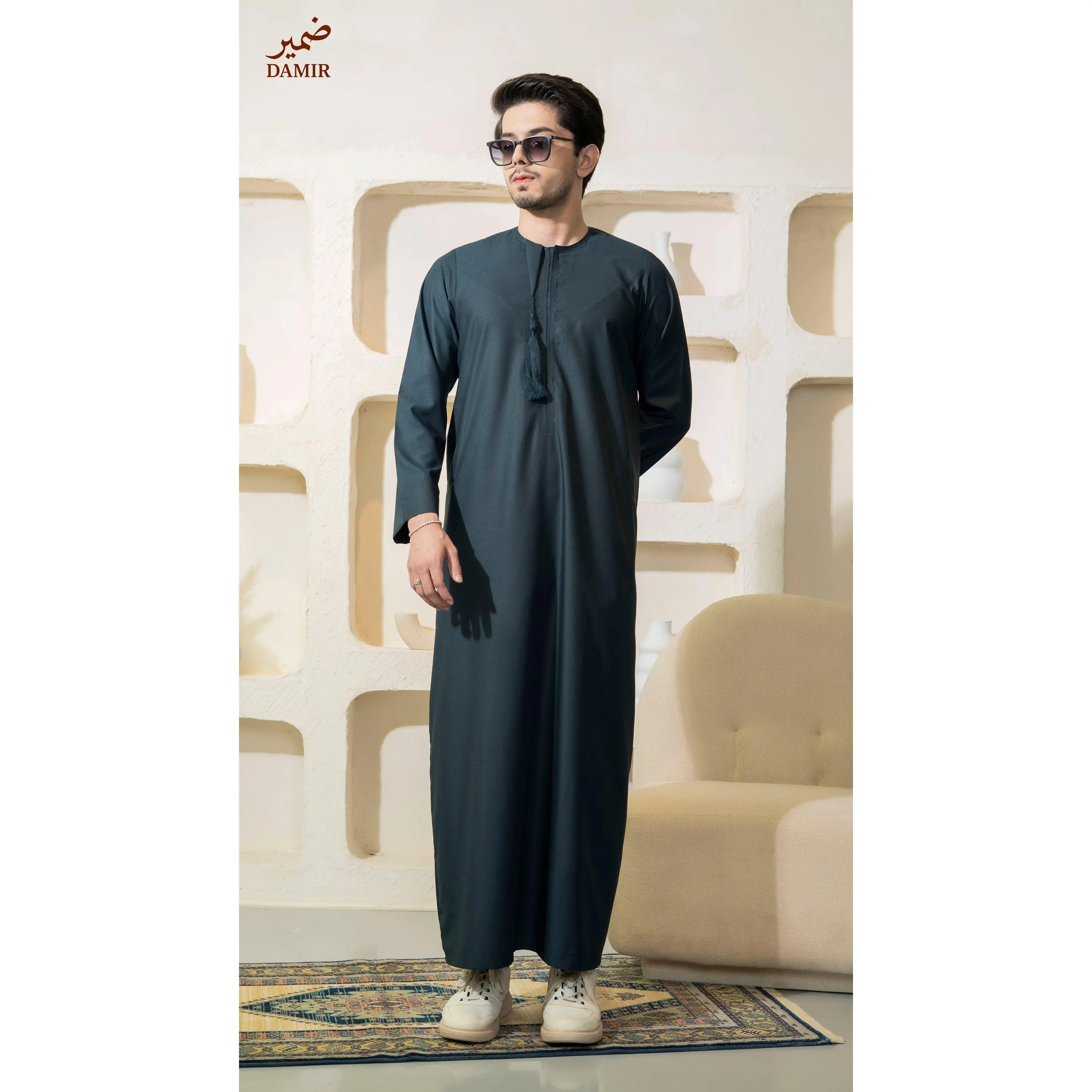 Damir Emirati Tassel Thobe – Royal Sapphire