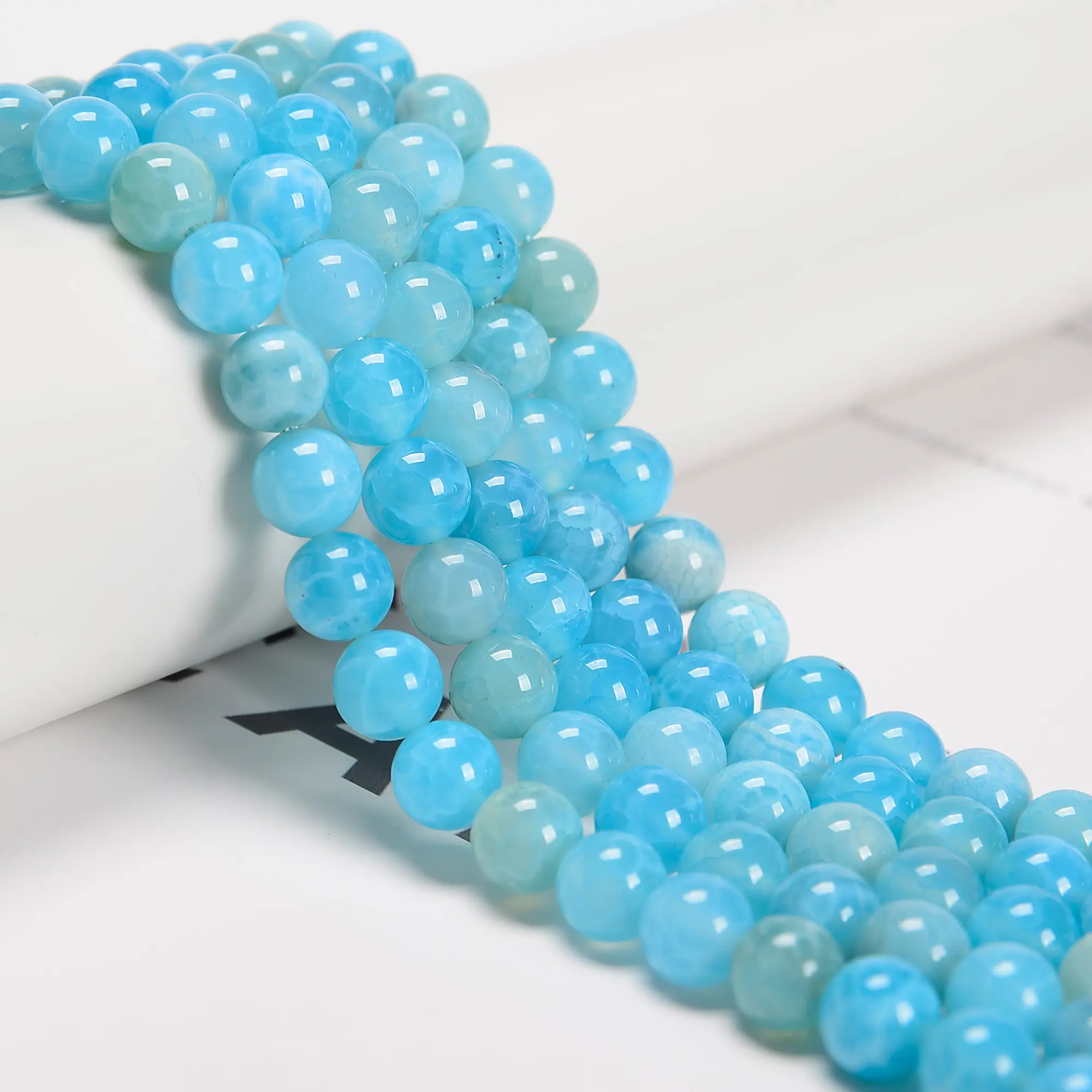 Blue Cracked Chalcedony Smooth Round Beads 6mm 8mm 10mm 12mm 15.5" Strand