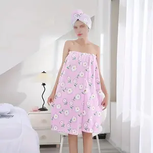 Daisy print bath robe and hair dryer cap set, 1 bathrobe, 1 printed hair dryer cap, coral fleece, highly absorbent bath towel, super absorbent, quick drying, super soft, skin-friendly - suitable for home bathroom use, bathroom towels