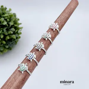 950 Silver Turtle Ring with Cubic Zirconia Sparkling Gemstone Unique Design for Everyday Wear Elegant and Durable