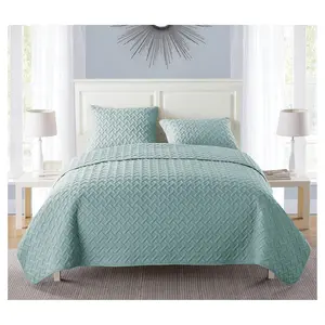 VCNY Nina Embossed Basketweave Quilt Set, Full/ Queen
