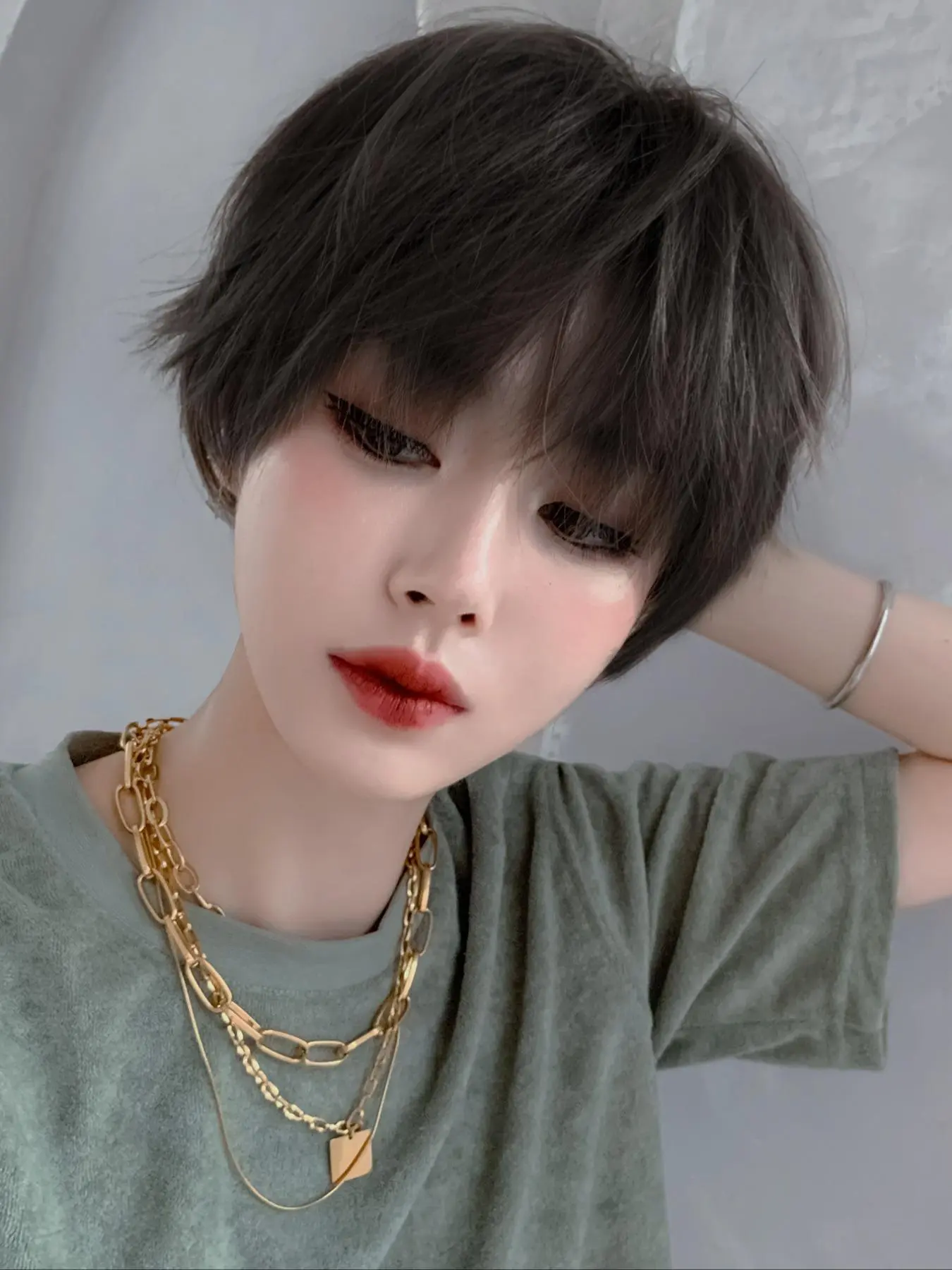 10 Inch Short Straight Bob Wigs for Women, Gorgeous Fashion Fluffy Wigs with Bangs Wigs for Party, Daily Use