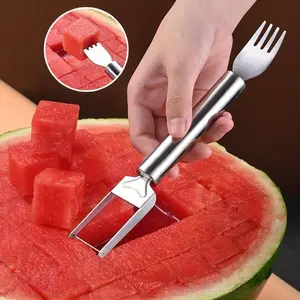 1-Pack Creative Stainless Steel Watermelon Cutter - Dual-Purpose Knife and Fork Divider for Slicing, Dicing, and Eating Watermelon