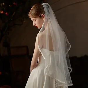 Simple lace edge short wedding veil with comb, fingertip wedding veil 36", ivory bridal veil, vintage boho wedding veil single tier