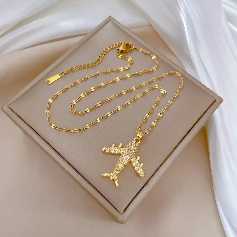 Women's Vintage Geometric Airplane Pendant Necklace, Elegant Copper Chain Jewelry Necklaces with Sparkling Cubic Zirconia, Short Casual Daily Wear Costume Jewelry, Copper Base, Luxe Look