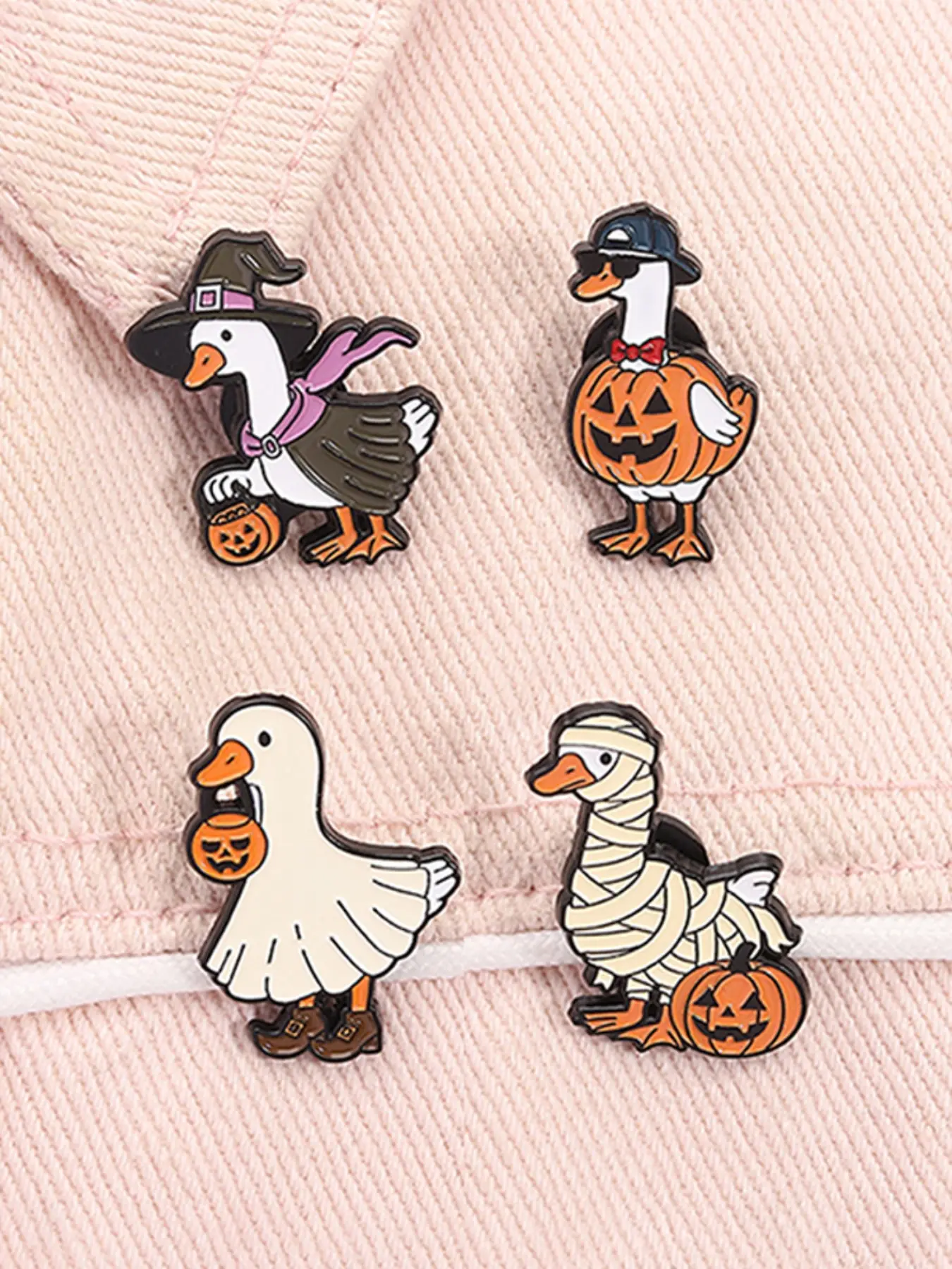 4pcs/set Spooky Halloween Goose Enamel Pins Boney Goose Skeleton Cute Goose Skeleton Witch Pumpkin Ghost Duck Alloy Metal Brooches, Brooch Pin Clip, Lapel Backpack Badge Decor Pins Jewelry Accessories Gifts for Friends