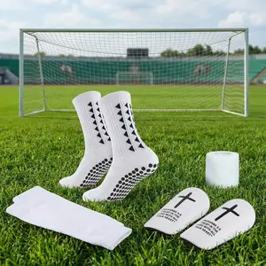 Men Women Football Accessories Set, Sporty Style Mini Equipment Kit, Durable Portable Soccer Gear for All Ages, Comfortable Wear