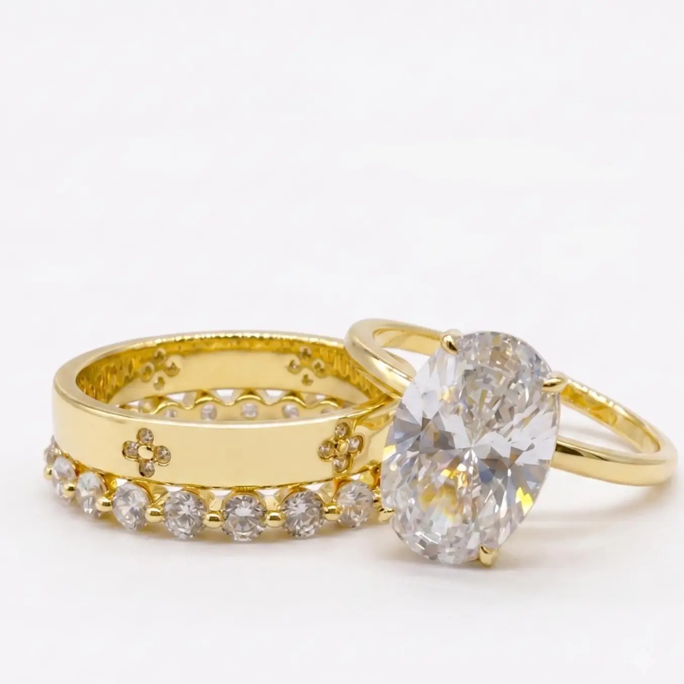 PYREIA Stackable Oval Ring 4.5CT 5A CZ , 14K Gold Plated Engagement Style ,Daily Wear Commute Wedding Travel Jewelry