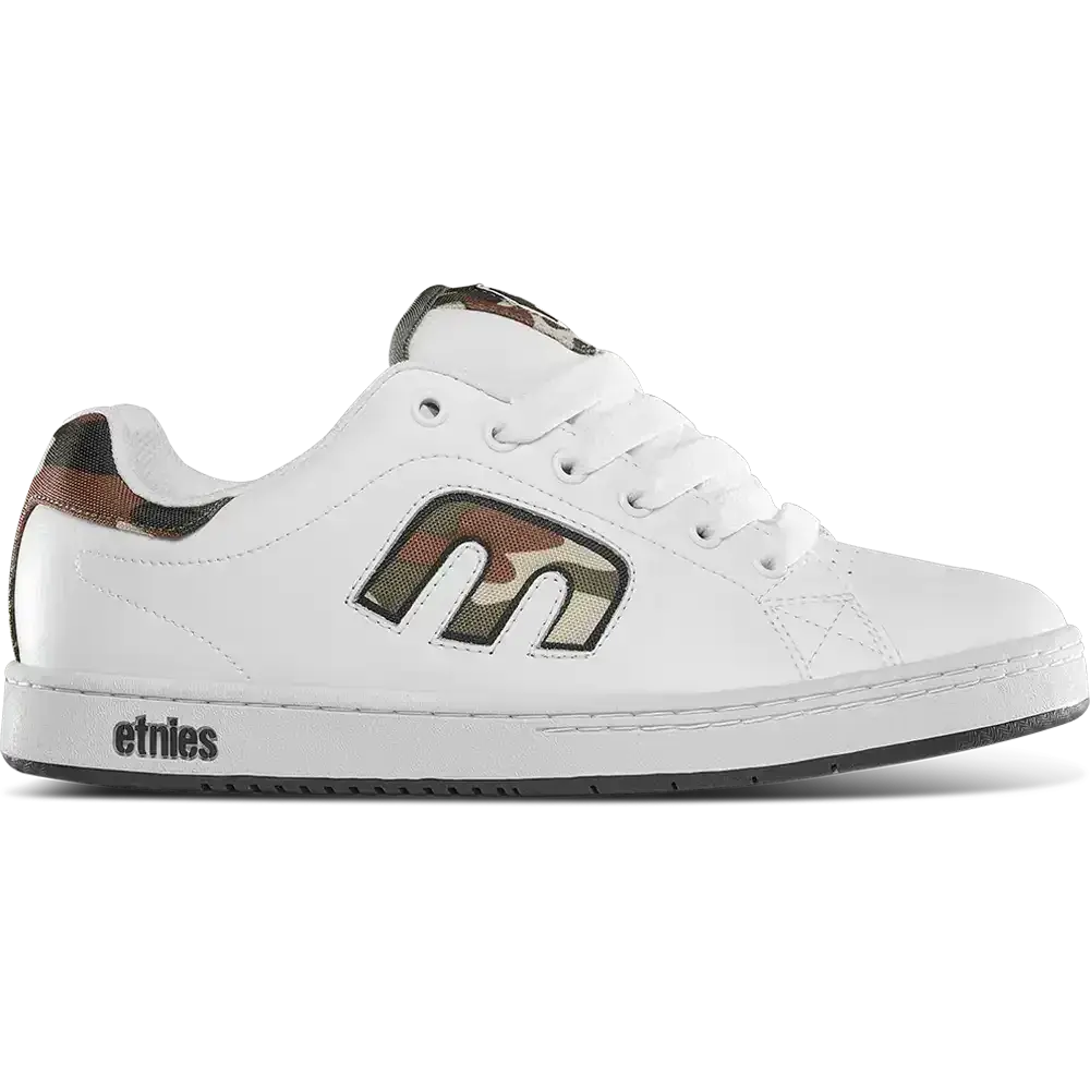 ETNIES Callicut Sneaker - White Suede Athletic Shoes with STI Level 1 Insole & 400 NBS Rubber Outsole for Everyday Wear