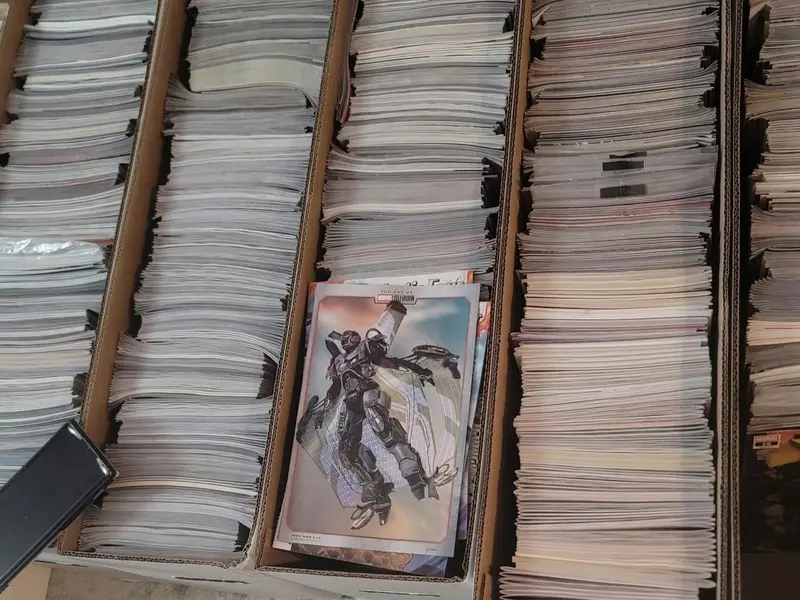 DC Books Gift 8 Pack 2025 Newer Release Assortment of Popular Title Characters VF NM Condition Comics