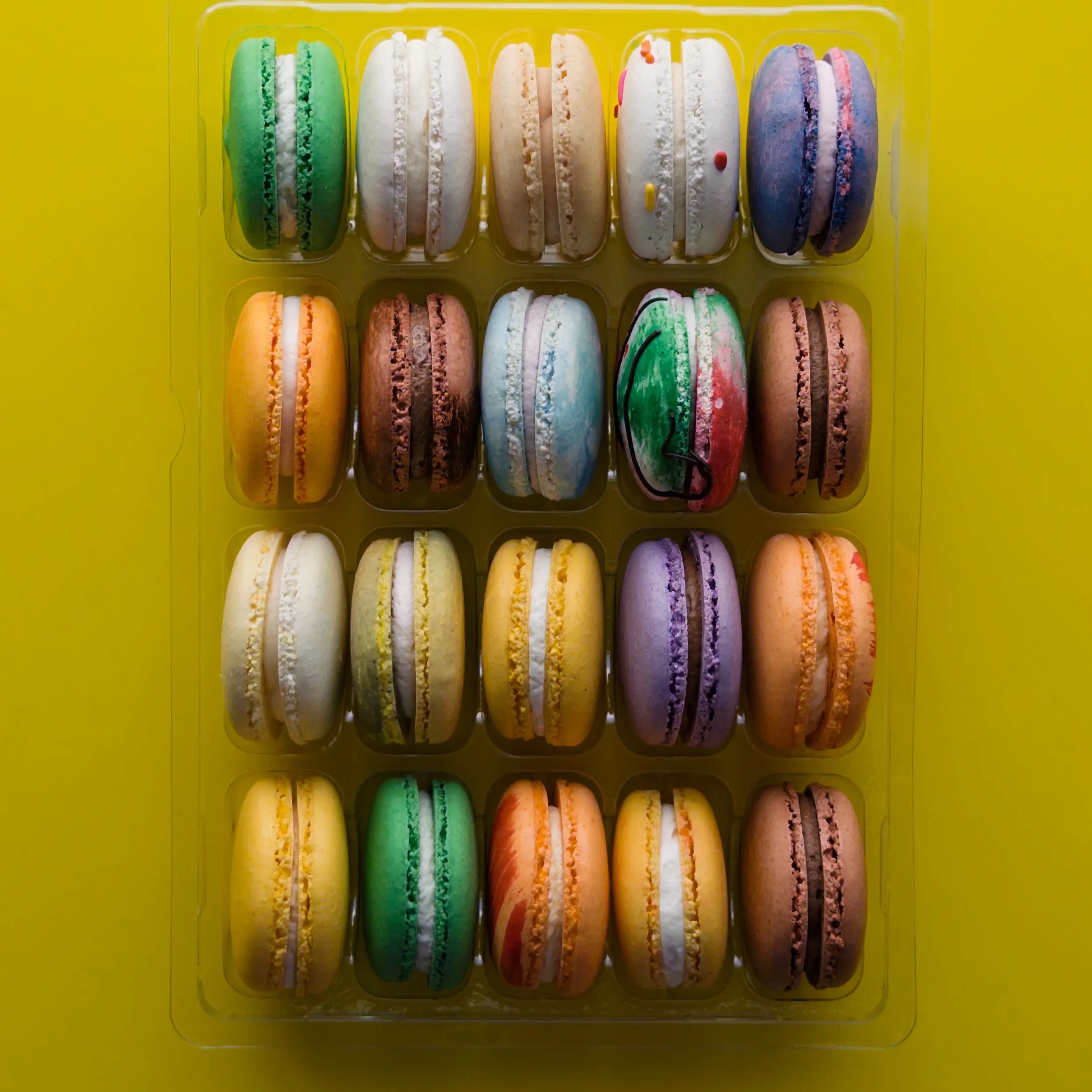 20 Pack of French Macarons - Amanda's Macaron Shoppe Assorted Macarons, 20 Count Gluten Free Sweet Snack Cookies