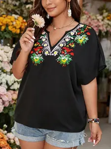Plus Size Floral Print Top, Loose Batwing Sleeve Design, Vintage Ethnic Embroidery, Slimming Fit, Casual Holiday Style