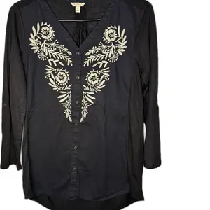 Sonoma embroidered black blouse
