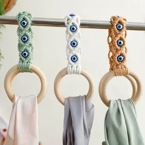 Handmade Crochet Owl Design Hanger, Wooden Hanger with Owl Design, Clothing Organizer for Closet, Home Decor, Gift for New Parents Or Animal Lovers, Hanging