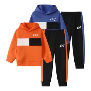 4-piece boy hooded sweater trousers suit for autumn and winter 4-12-year-old boy color matching pullover sweatshirt and jogging pants suit for autumn and winter.