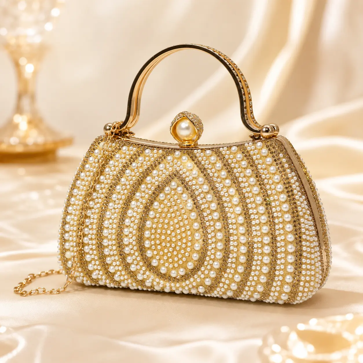 Pearl Rhinestone Evening Bag for Women, Gold Beaded Clutch Purse with Chain Strap, Small Hard Shell Handbag for Wedding, Party, Prom, Dinner and Date Night