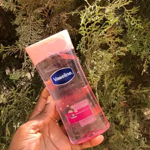 Vaseline B3 body oil