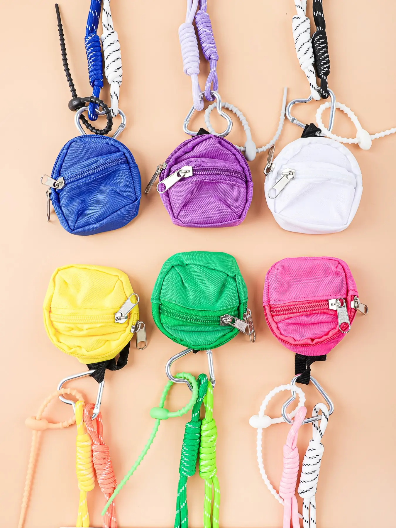 Colorful Paracord Multifunctional Keychain with Mini Storage Bag, Durable Carabiner Key Ring, Sturdy Nylon Rope, Solid Buckle, Keychain Wristlet Strap, Perfect for Students & Commuters, Easy Carrying
