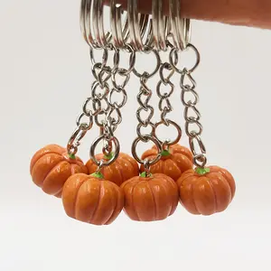 10pcs mini resin pumpkin keychains, Keychain Accessories, bag backpack pendants, car key pendants, Thanksgiving, Halloween, Christmas gifts.