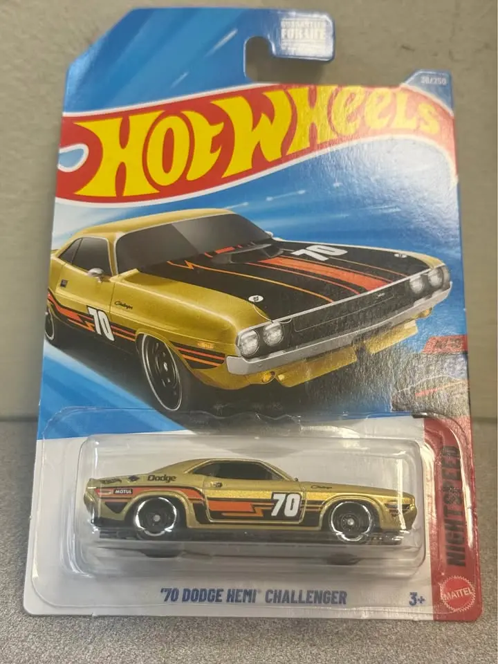 Brand New Hot Wheels 70 Dodge Hemi Challenger, Diecast Metal Model Car for Car Collecting