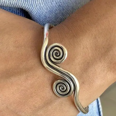 Unisex Boho Ethnic Style Spiral Design Adjustable, Minimalist Bangle, Zinc Alloy Material, Vintage Jewelry for Daily Wear, Retro Open Cuff Bangle, Fashion Bangle