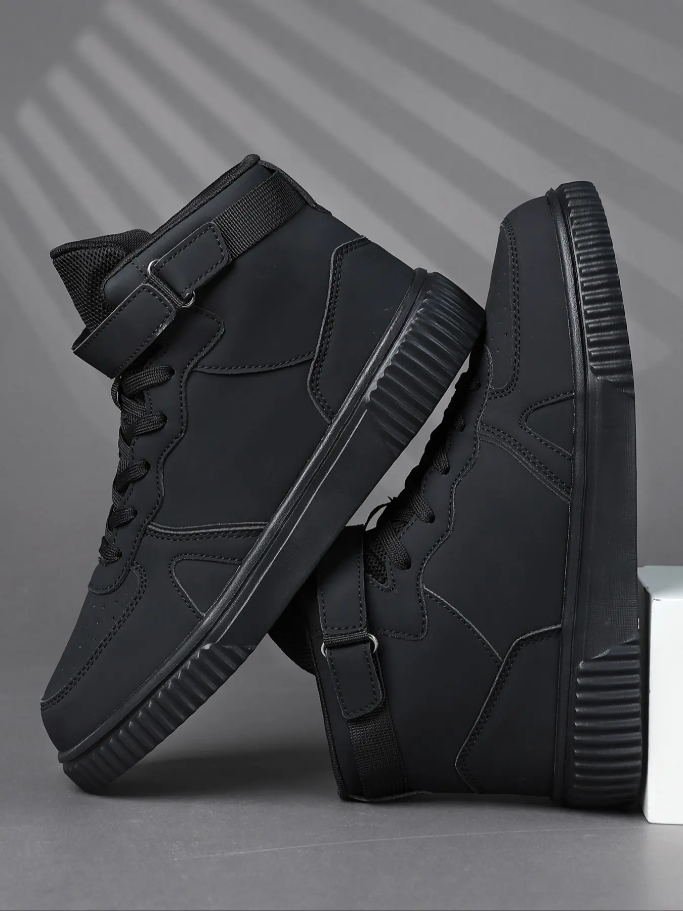 Men's Matte High Top Sneakers, Magic Tape Closure, Vertical Groove Thick Sole, Chunky Trainers, Invisible Heel Lift, Casual Skate Shoes, Sporty Casual Shoes