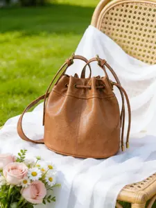 Cloud Comfort Small Bucket Bag, Casual Single Shoulder Crossbody Drawstring Water Bucket Bag, Ideal for Commuting, Travel, Shopping