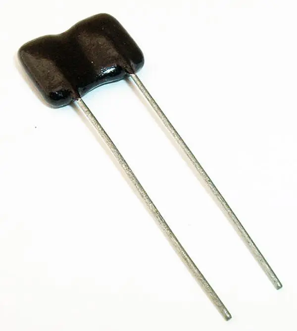 4700pF, 1000 Volt, Dipped Silver Mica Capacitor +/-5%, 125 DegC