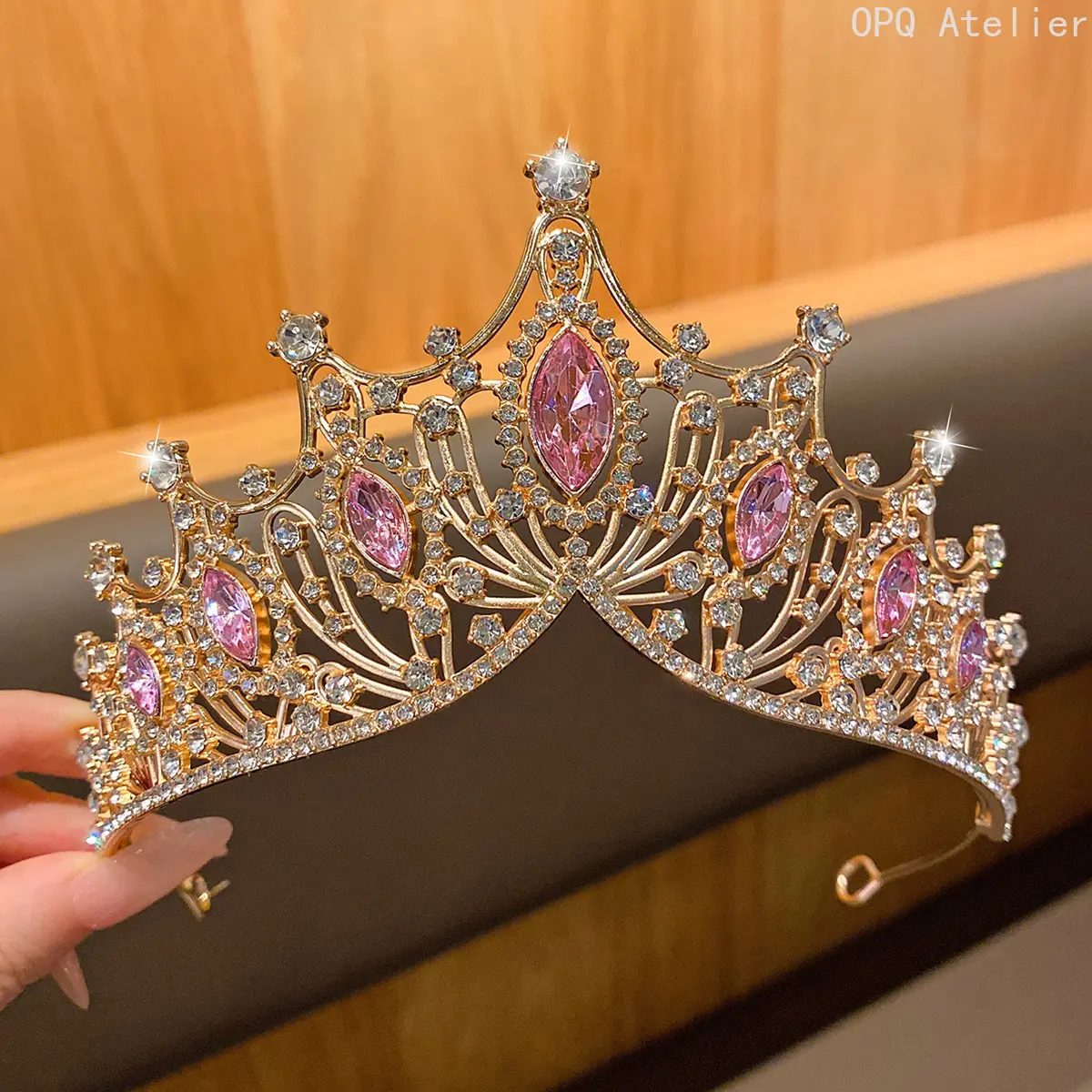 Fashionable Large Crown Headband, Elegant Temperament Hair Accessory, Sweet Style Crown Hair Hoop for Girls Women, Sparkling Decorative Headwear, Lovely Ornament for Stage Performances, Birthday Parties, Photo Shooting, Holiday Celebration and Daily Dress