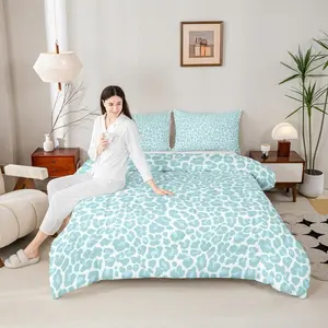 Feelyou Microfiber Cheetah Print Bedding Set - Teal Leopard Down Comforter with Animal Skin Texture for Kids, Wildlife Bed Linen Set, Microfiber Bedding Set