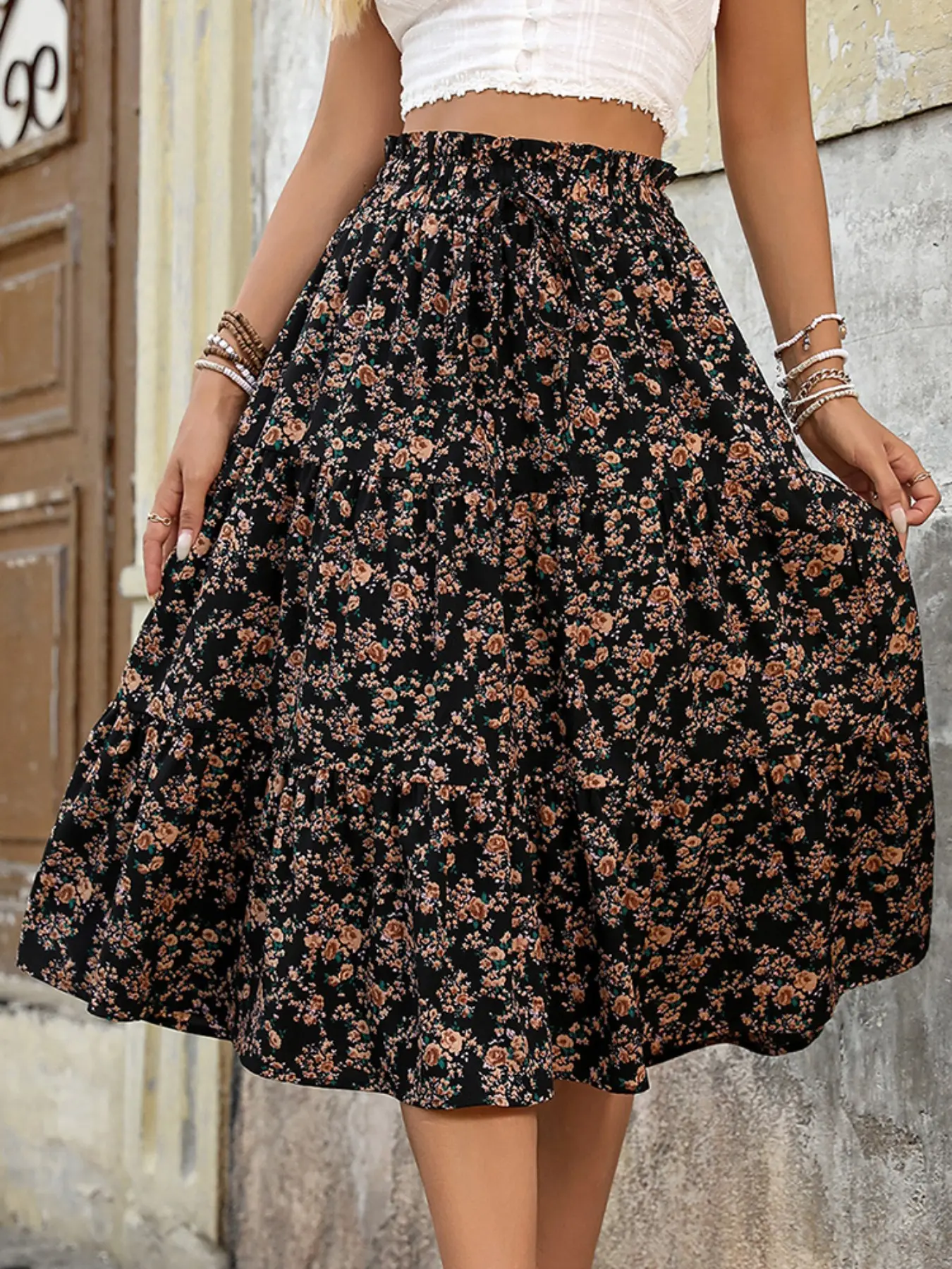 Vintage Ditsy Floral High Waist A-Line Skirt, Fitted Casual Boho Bohemian Style, Spring & Fall Fashion, Leaf Hem Design, Women's Clothing, Womenswear, Casual Fashionable Skirt, Floral Pattern Skirt
