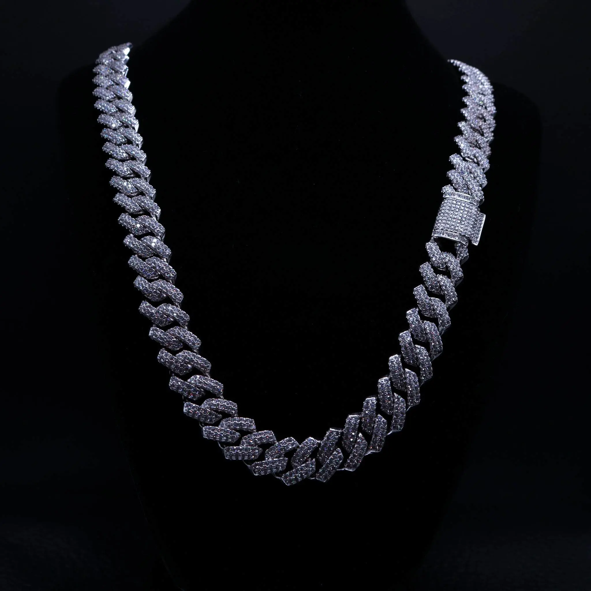 Diamond Cuban Link Chain 13mm in White Gold