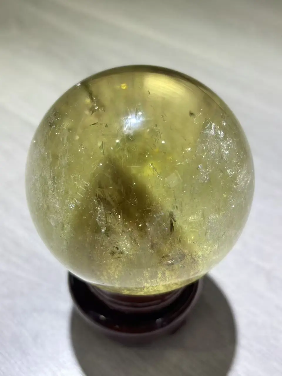 Natural Yellow Citrine Crystal Ball, Smooth Shiny Natural Crystal Decor with Wooden Base, Suitable for Home, Room Decor & All Ages Jewelry Accessories Derivatives, Handmade