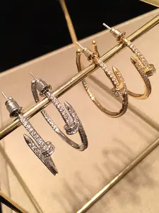 Elegant Water Drill Zircon Stud Earrings Set, Screw Back Earrings, Fashionable Circle Design Jewelry for Women, Daily Wear Accessories